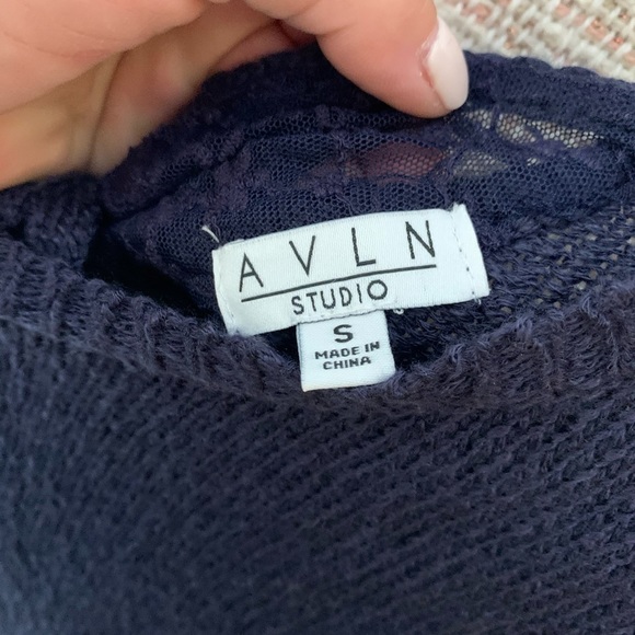 [AVLN] Lace Cutout Back Tunic Sweater NWOT - Picture 7 of 10